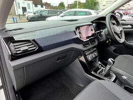 Volkswagen T-Cross BLACK EDITION TSI 16