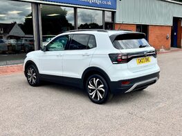 Volkswagen T-Cross BLACK EDITION TSI 9
