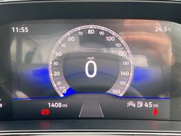Volkswagen T-Cross BLACK EDITION TSI 21