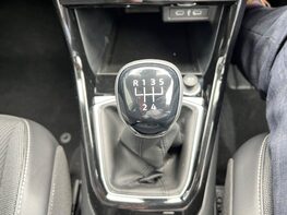 Volkswagen T-Cross BLACK EDITION TSI 50