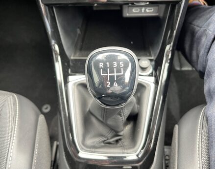 Volkswagen T-Cross BLACK EDITION TSI 50