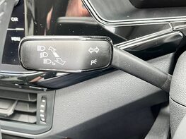Volkswagen T-Cross BLACK EDITION TSI 54