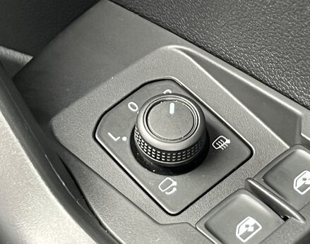 Volkswagen T-Cross BLACK EDITION TSI 57