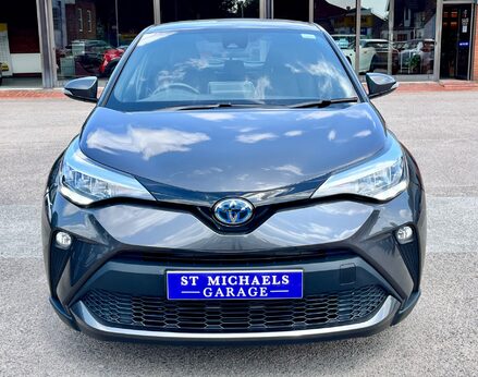 Toyota C-HR ICON 5
