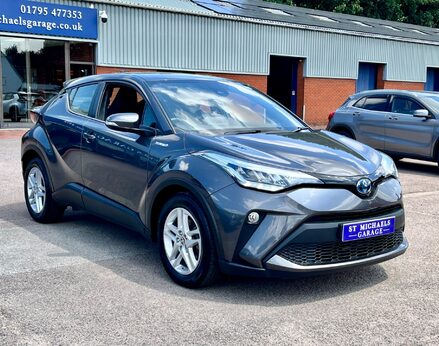 Toyota C-HR ICON 4