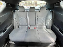 Toyota C-HR ICON 61