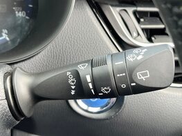 Toyota C-HR ICON 55