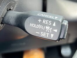 Toyota C-HR ICON 56