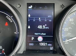 Toyota C-HR ICON 25