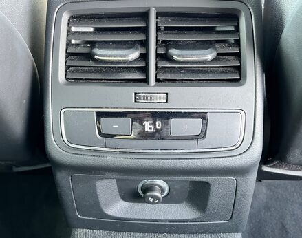 Audi A4 AVANT TDI BLACK EDITION 65