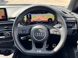 Audi A4 AVANT TDI BLACK EDITION 20