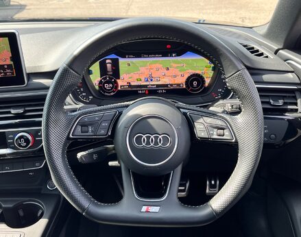 Audi A4 AVANT TDI BLACK EDITION 20