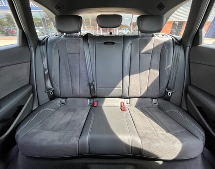 Audi A4 AVANT TDI BLACK EDITION 64