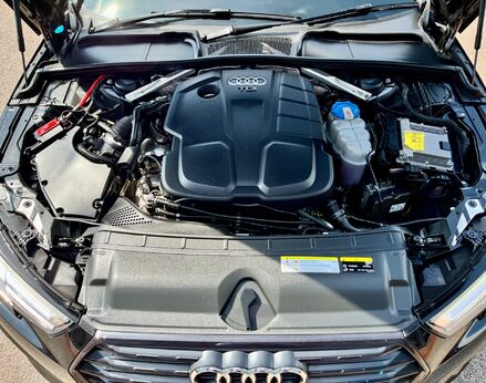 Audi A4 AVANT TDI BLACK EDITION 7