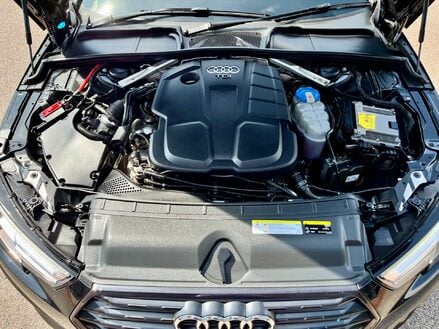 Audi A4 AVANT TDI BLACK EDITION