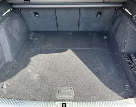 Audi A4 AVANT TDI BLACK EDITION 68