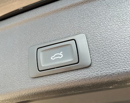 Audi A4 AVANT TDI BLACK EDITION 70