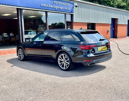 Audi A4 AVANT TDI BLACK EDITION 9