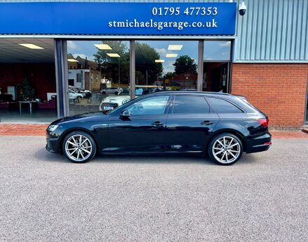 Audi A4 AVANT TDI BLACK EDITION 11