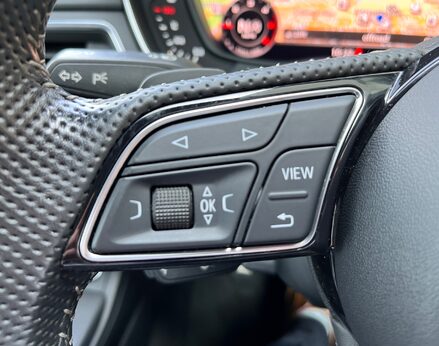 Audi A4 AVANT TDI BLACK EDITION 52