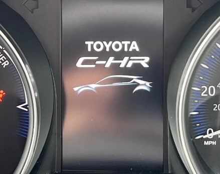 Toyota C-HR DESIGN 22