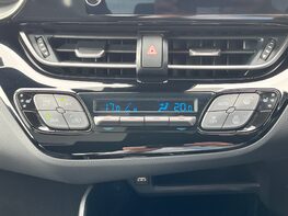 Toyota C-HR DESIGN 46