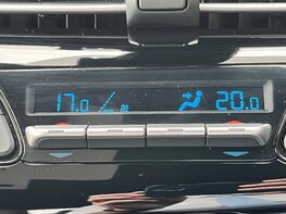 Toyota C-HR DESIGN 47