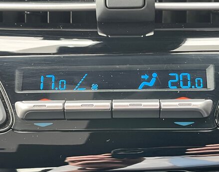Toyota C-HR DESIGN 47