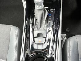 Toyota C-HR DESIGN 53