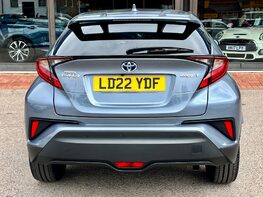 Toyota C-HR DESIGN 6