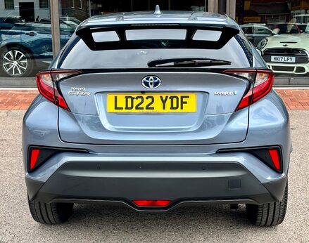Toyota C-HR DESIGN 6