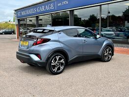 Toyota C-HR DESIGN 8