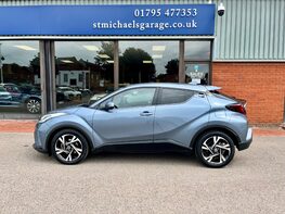 Toyota C-HR DESIGN 11