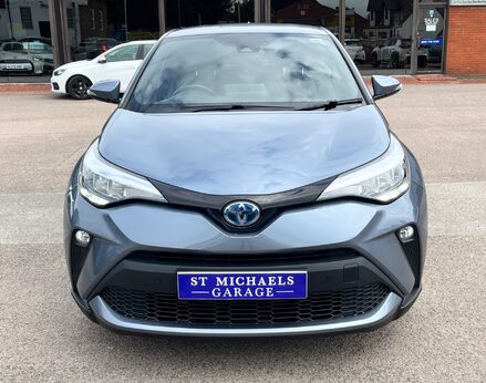 Toyota C-HR DESIGN 5