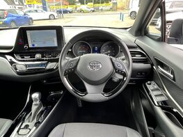 Toyota C-HR DESIGN 19