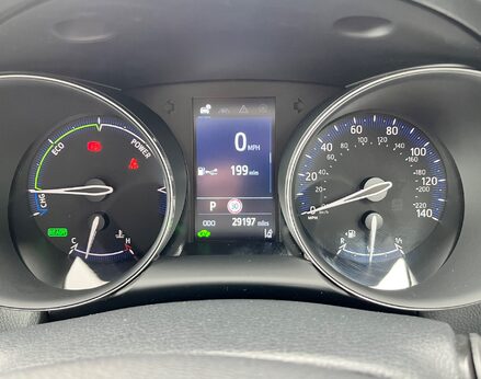 Toyota C-HR DESIGN 21