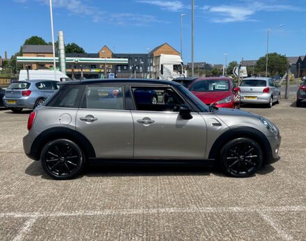 Mini Hatch COOPER 10