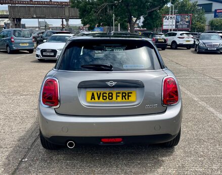 Mini Hatch COOPER 6