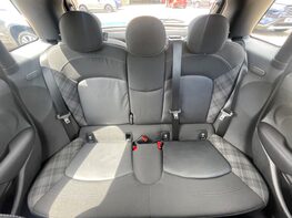 Mini Hatch COOPER 56