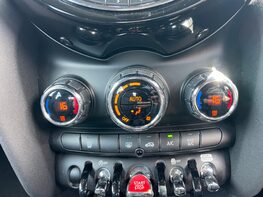 Mini Hatch COOPER 42