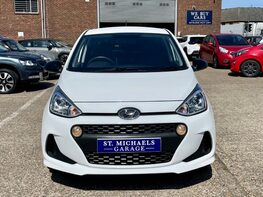 Hyundai i10 PLAY 5