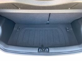 Hyundai i10 PLAY 52