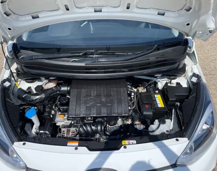 Hyundai i10 PLAY 7
