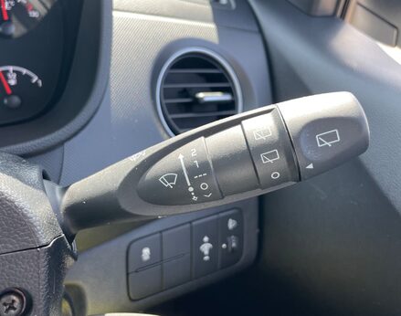 Hyundai i10 PLAY 42