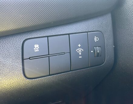 Hyundai i10 PLAY 43