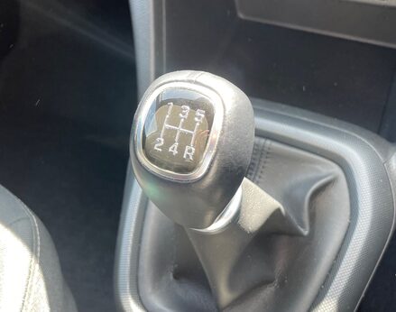 Hyundai i10 PLAY 36