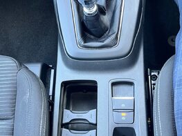 Ford Focus TITANIUM MHEV 47