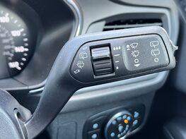 Ford Focus TITANIUM MHEV 51