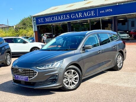 Ford Focus TITANIUM MHEV