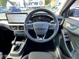 Ford Focus TITANIUM MHEV 19